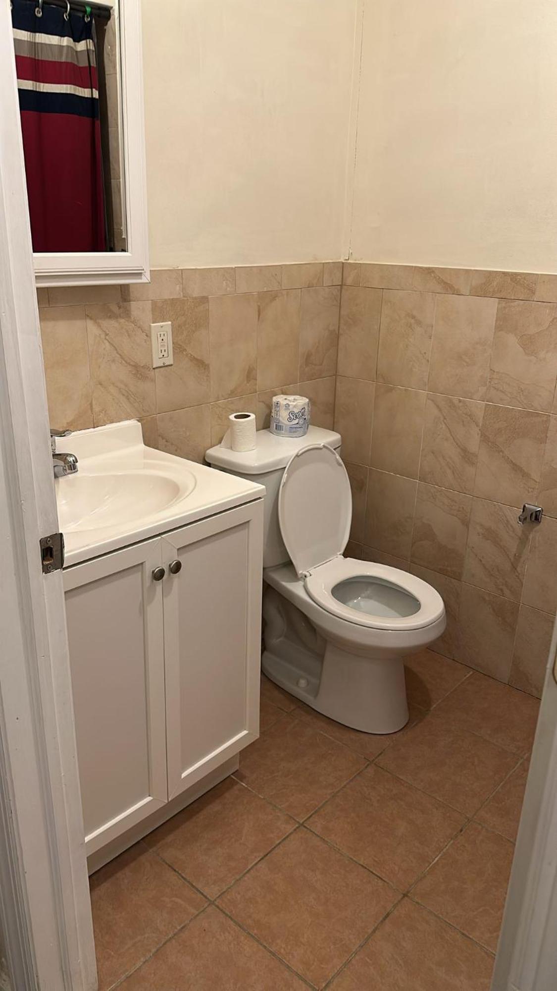 Divine Villa And Resorts 67 Sherman 5Mins To Ewr Airport And 4Mins To Penn Station Newark, 20Mins To New York Δωμάτιο φωτογραφία